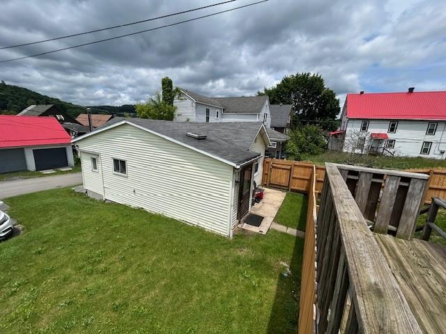 735 Park Ave, Johnstown, PA 15902 - view of side of home
