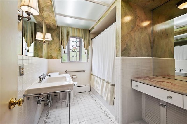 6820 Edgerton, Point Breeze, PA 15208 - full bath featuring tile walls, baseboard heating, and toilet