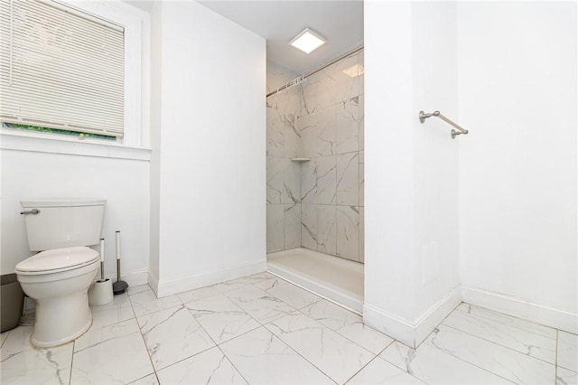 1044 Flemington St, Greenfield, PA 15217 - bathroom with marble finish floors, toilet, a marble finish shower, and baseboards