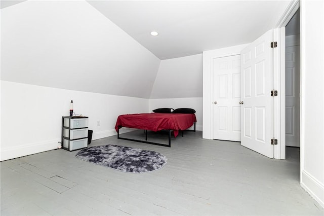1044 Flemington St, Greenfield, PA 15217 - bedroom featuring lofted ceiling, baseboards, recessed lighting, and wood finished floors