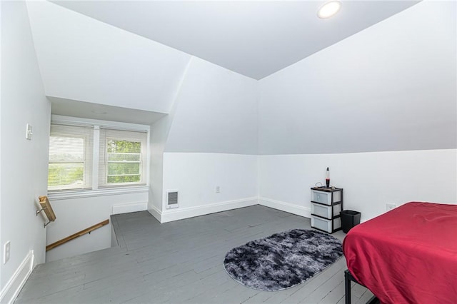 1044 Flemington St, Greenfield, PA 15217 - bedroom featuring wood finished floors, vaulted ceiling, baseboards, and recessed lighting