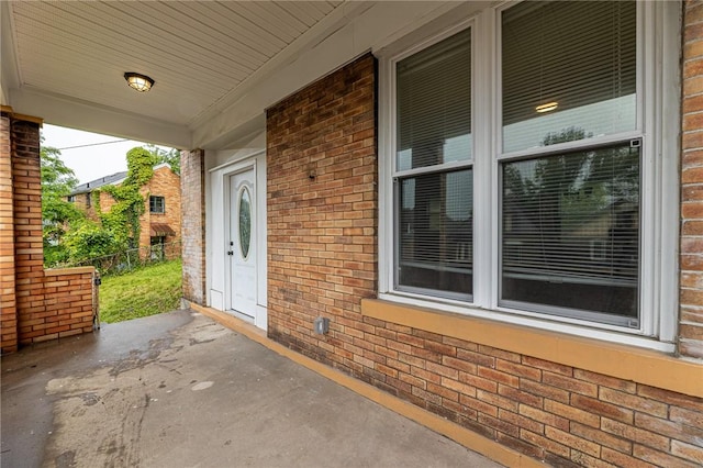 1044 Flemington St, Greenfield, PA 15217 - view of covered porch
