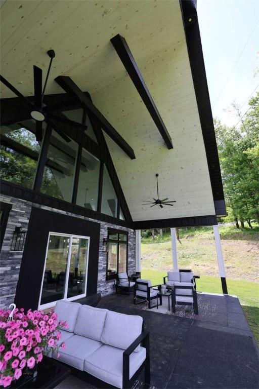 267 Reibold Rd, Forward Twp But, PA 16053 - view of patio / terrace featuring an outdoor hangout area and a ceiling fan