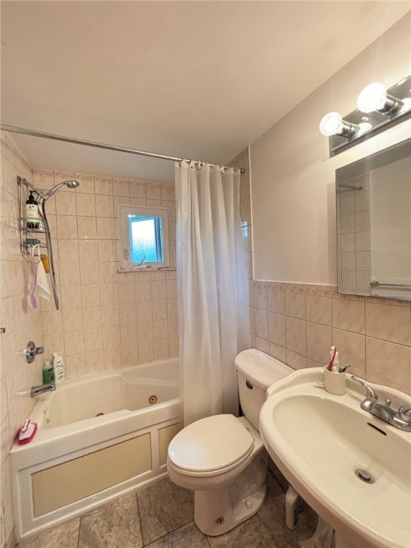 1132 Onondago St, Squirrel Hill, PA 15218 - full bath with a sink, tile walls, shower / tub combo with curtain, and toilet