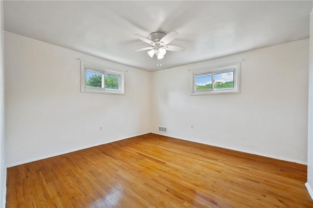 34 Eichelberger Dr, Robinson Twp Nwa, PA 15108 - spare room with a ceiling fan, plenty of natural light, light wood-style flooring, and baseboards