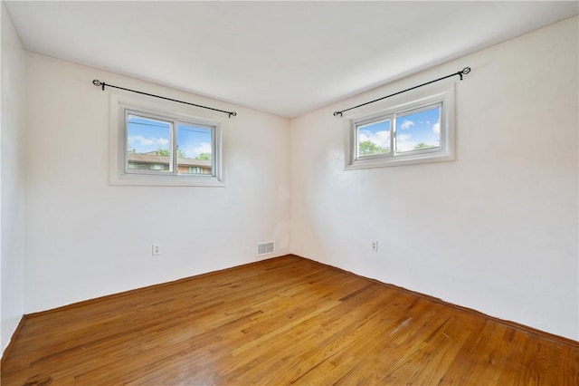 34 Eichelberger Dr, Robinson Twp Nwa, PA 15108 - spare room featuring light wood-type flooring