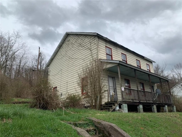 2127 Leckrone 1 Rd, German Twp, PA 15461 - view of side of property featuring a porch and a lawn