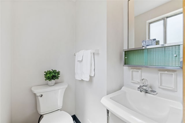 1317 Cathell Rd, Baldwin Boro, PA 15236 - bathroom featuring a sink and toilet