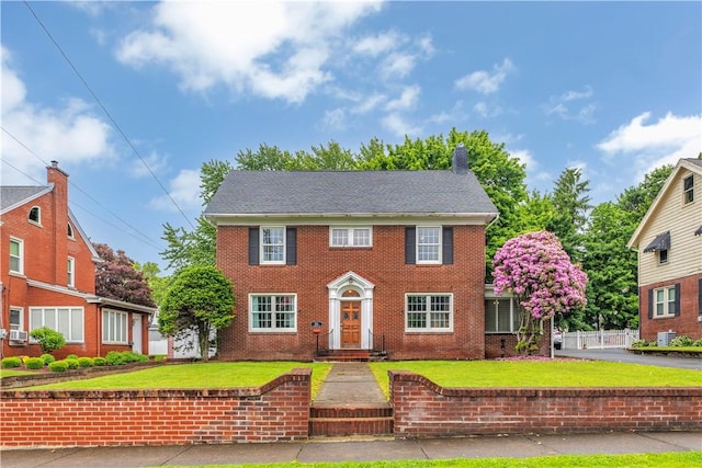111 E Sheridan Ave, New Castle/2Nd, PA 16105 - colonial home with brick siding