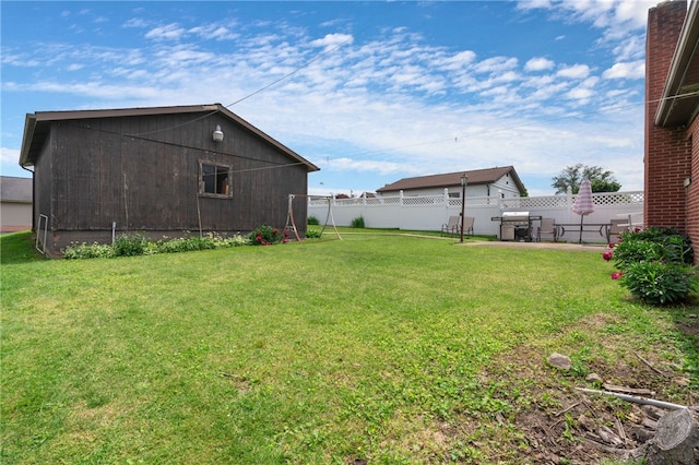 1007 High St, Luzerne Twp, PA 15417 - view of yard
