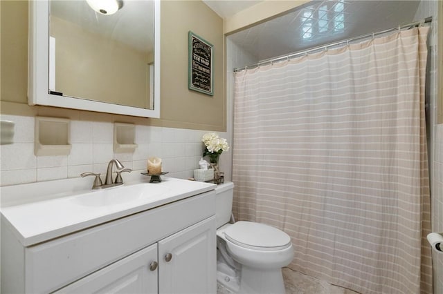 418 Lawnwood Ave, Brentwood, PA 15227 - bathroom featuring toilet, vanity, tile walls, curtained shower, and backsplash