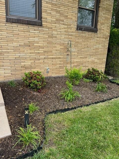 102 Rose Ave, Ross Twp, PA 15229 - exterior view of brick siding