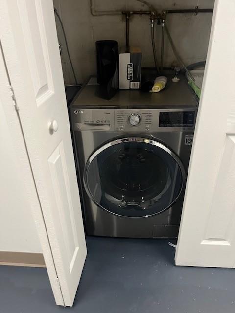 102 Rose Ave, Ross Twp, PA 15229 - washroom with washer / dryer