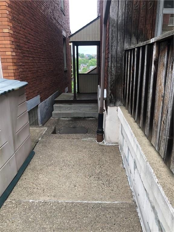 229 Moore Ave, Knoxville, PA 15210 - view of stairway