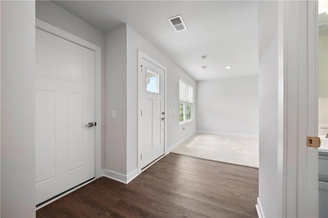339 Nelson Dr, Monroeville, PA 15146 - foyer featuring wood finished floors and baseboards