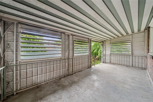 1124 Ridgeland Dr, Marshall Shadeland, PA 15212 - view of garage