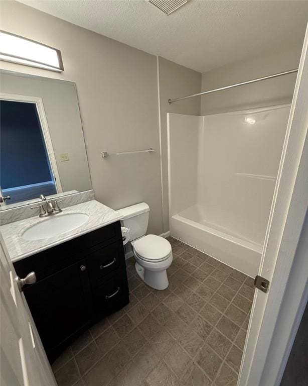 124 Hillvue Dr, Seven Fields Boro, PA 16046 - bathroom with vanity, a textured ceiling, and  shower combination
