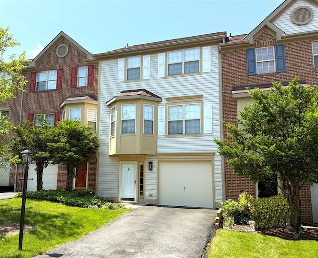 124 Hillvue Dr, Seven Fields Boro, PA 16046 - multi unit property featuring driveway, an attached garage, and brick siding