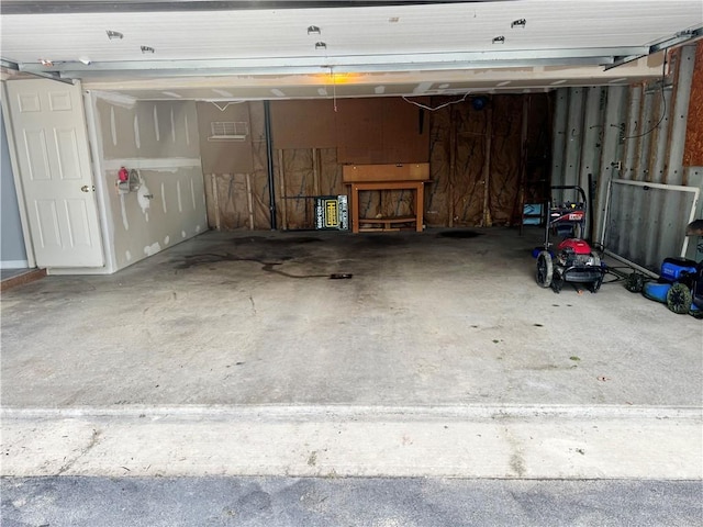 123 Pine Creek Dr, Peters Twp, PA 15367 - view of garage