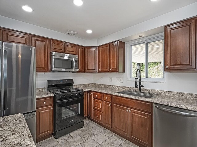 79 Lilmont Dr, Swissvale, PA 15218 - photo 12