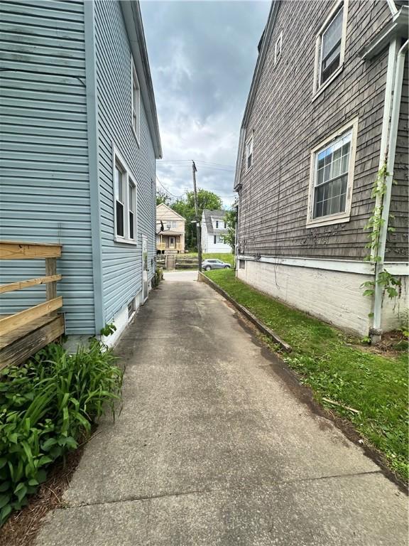 1308 Main St, Aliquippa, PA 15001 - view of home's exterior