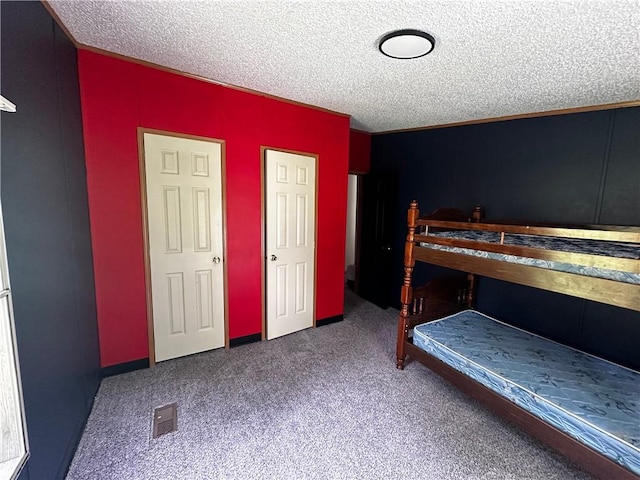 122 Arrowhead Rd, Allegheny Twp But, PA 16373 - bedroom featuring carpet flooring and a textured ceiling