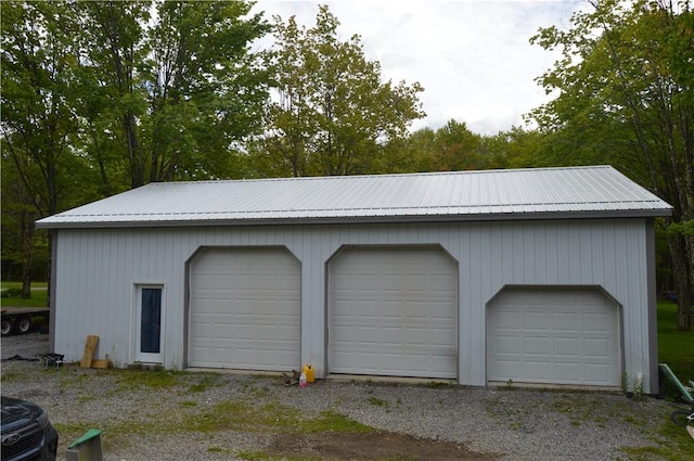 122 Arrowhead Rd, Allegheny Twp But, PA 16373 - view of detached garage