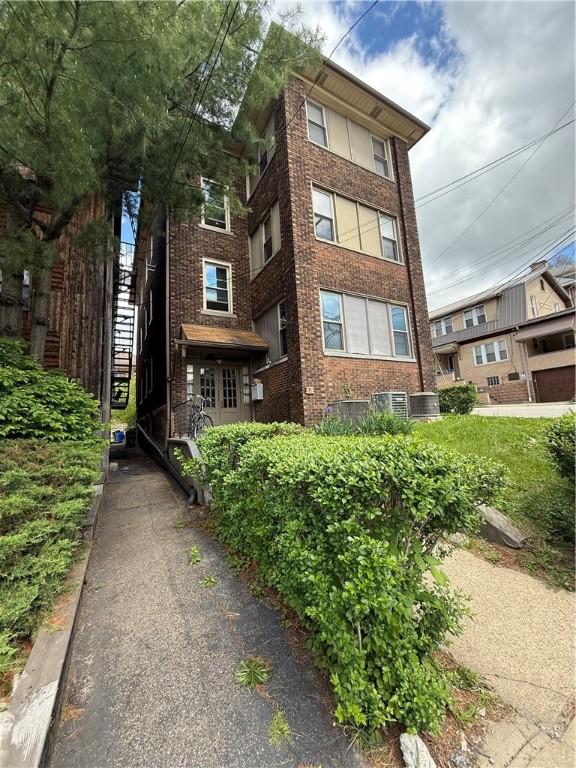 17 Lenox Ave, Forest Hills Boro, PA 15221 - view of property