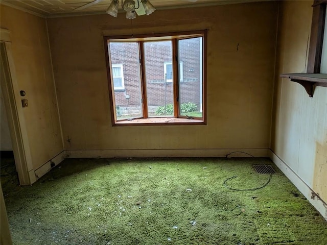 424 N 2nd St, Jeannette, PA 15644 - unfurnished room with a ceiling fan and baseboards