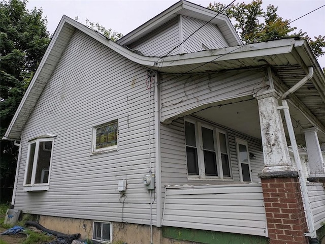 424 N 2nd St, Jeannette, PA 15644 - view of property exterior