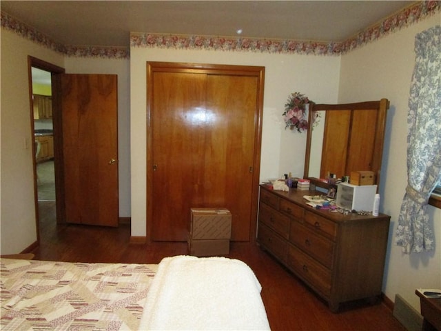 2255 Rombold, Hermitage, PA 16148 - bedroom featuring wood finished floors, baseboards, and a closet