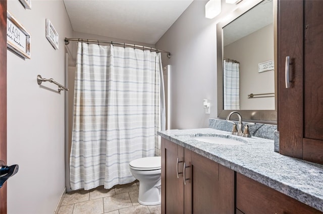 201 Roosevelt Rd, Kilbuck Twp, PA 15202 - full bath with toilet, vanity, and a shower with shower curtain