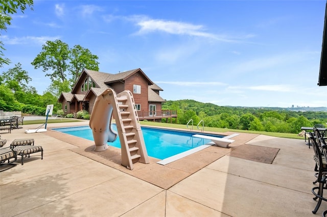 201 Roosevelt Rd, Kilbuck Twp, PA 15202 - swimming pool featuring a patio area and a diving board