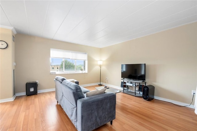 5 Bayard Rd Unit 808, Shadyside, PA 15213 - living area featuring light wood-style floors, baseboards, and crown molding