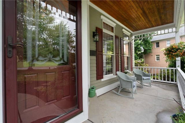 5010 W Grove Ln, Pine Twp Nal, PA 15044 - property entrance featuring covered porch