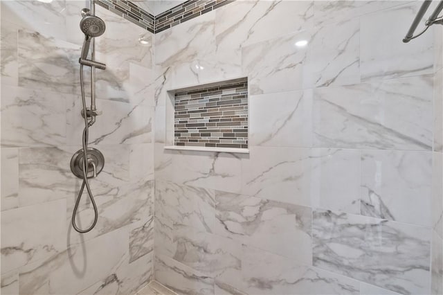 5010 W Grove Ln, Pine Twp Nal, PA 15044 - detailed view of tiled shower