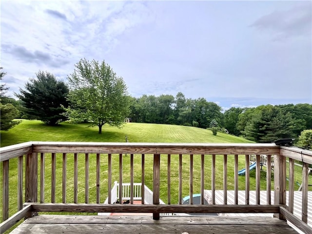 145 Marylee Dr, Brighton Twp, PA 15009 - wooden deck featuring a lawn