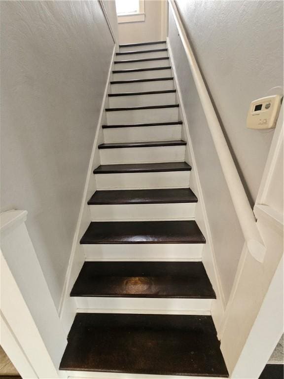 3213 Brownsville Rd, Brentwood, PA 15227 - view of stairway