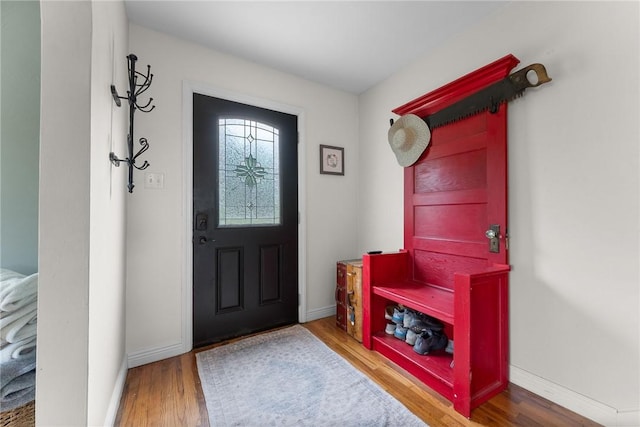 1904 E National Pike, North Bethlehem, PA 15360 - foyer entrance featuring wood finished floors and baseboards