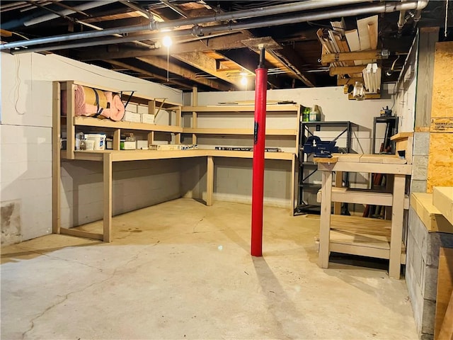 192 W Lincoln St, Waynsbrg/Frankln Twp, PA 15370 - view of unfinished basement