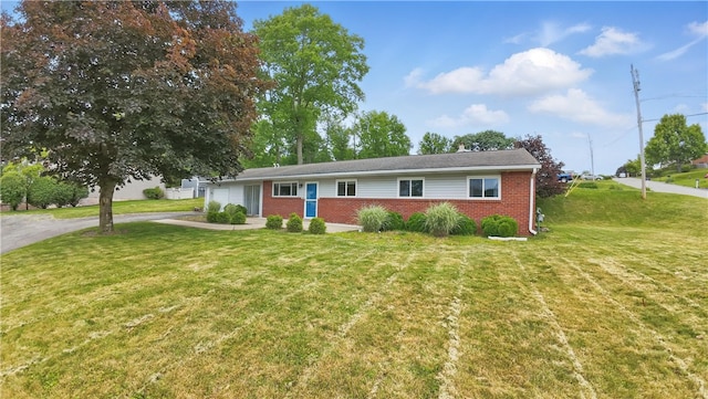 218 Longview Dr, Manor, PA 15642 - photo 2