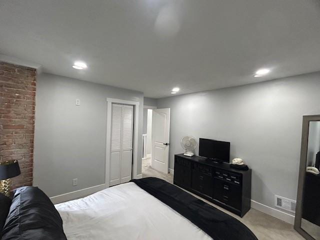42 Queenston St, Overbrook, PA 15210 - bedroom with baseboards, recessed lighting, a closet, and light carpet