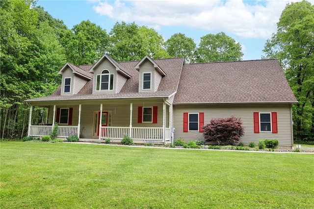 1147 Annisville Rd, Washington Twp But, PA 16050 - new england style home with roof with shingles, a porch, and a front lawn