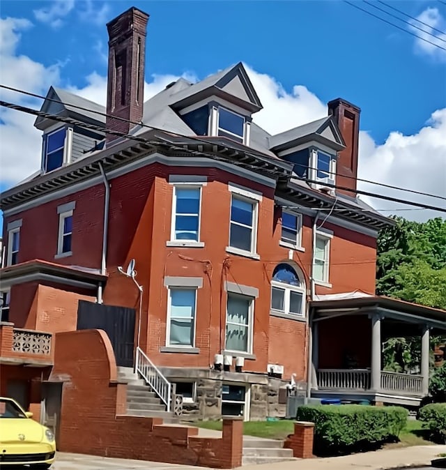 6060 E Jackson St, Highland Park, PA 15206 - photo 3