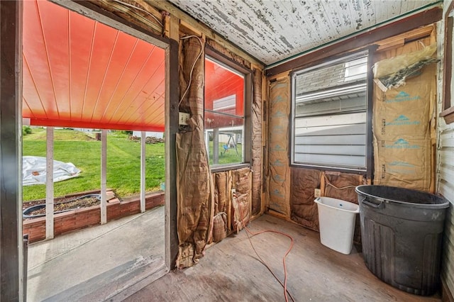 1160 Delaware St, Export, PA 15632 - view of sunroom