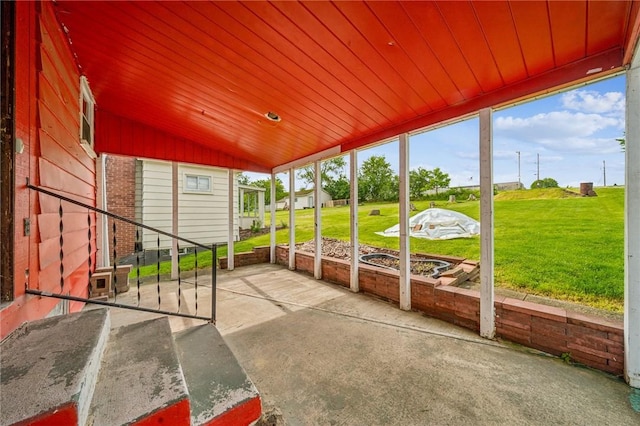 1160 Delaware St, Export, PA 15632 - unfurnished sunroom featuring vaulted ceiling