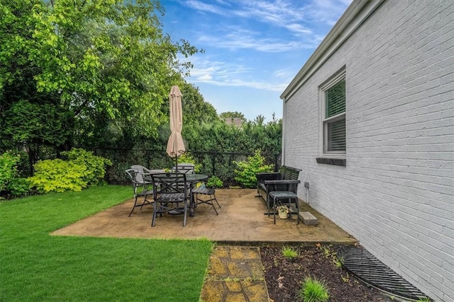 501 Parkview Dr, Mt Lebanon, PA 15243 - view of patio / terrace