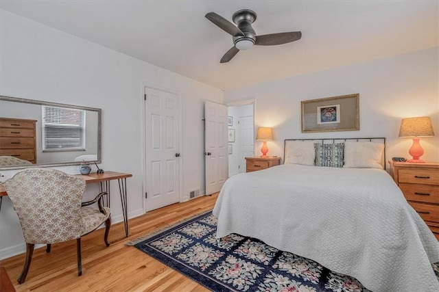 501 Parkview Dr, Mt Lebanon, PA 15243 - bedroom with light wood-style flooring, baseboards, and ceiling fan