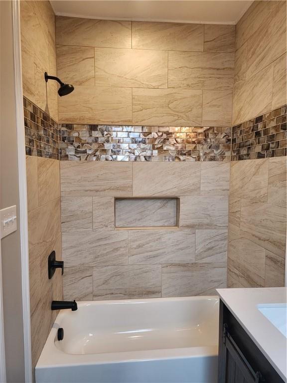 165 45th St, Lawrenceville, PA 15201 - bathroom with shower / bathtub combination and vanity