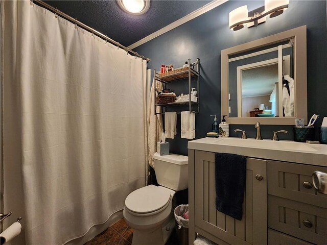 911 Aztec Trl, Coolspring Twp, PA 16137 - bathroom featuring toilet, crown molding, vanity, and a shower with curtain